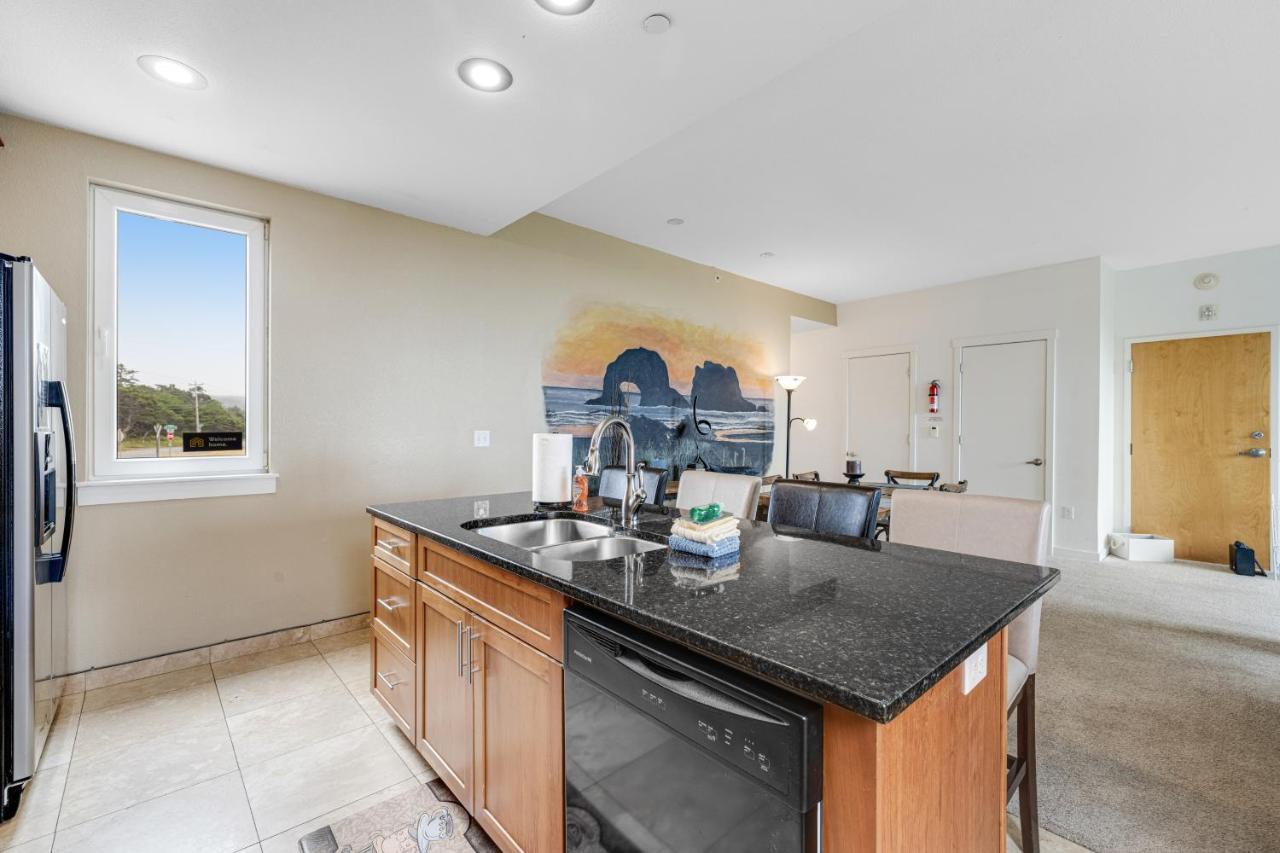 Serenity By The Sea Apartment Rockaway Beach Exterior foto